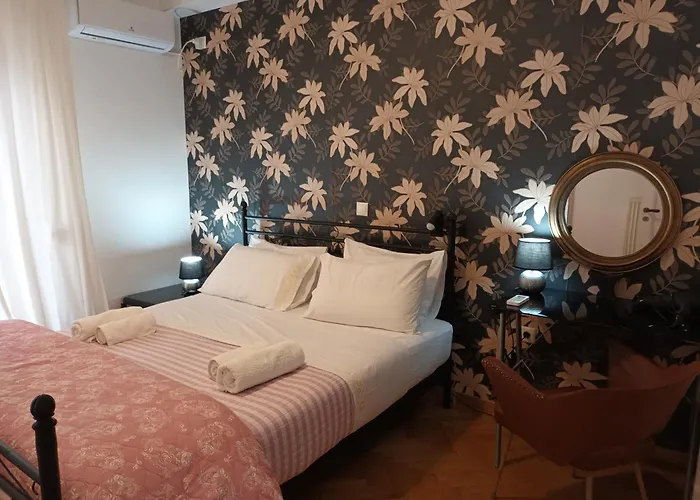 Stunning Apartment In The Heart Of Athens